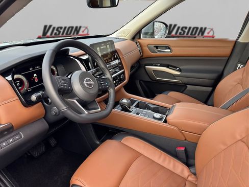 New 2025 Nissan Pathfinder Platinum w/ Lighting Package (N92) image 9