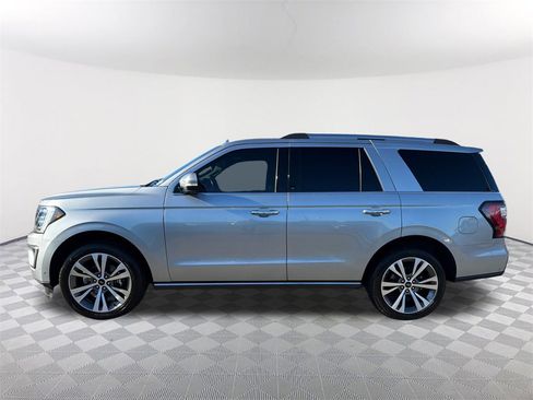 Used 2021 Ford Expedition Limited image 8