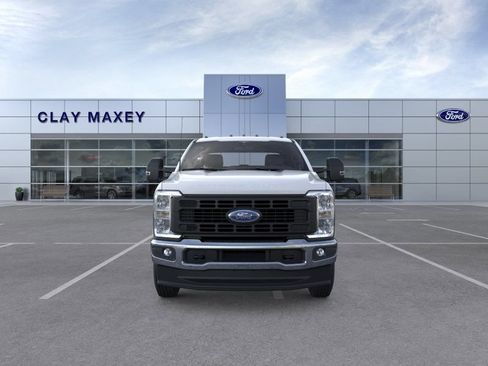 New 2026 Ford F250 XL w/ XL Chrome Package AWD/4WD image 6