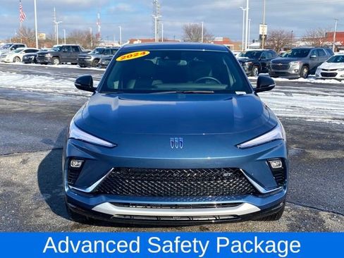 Certified 2024 Buick Envista Sport Touring w/ Convenience I Package image 3