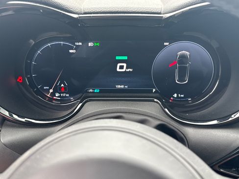 Used 2025 Alfa Romeo Tonale image 26