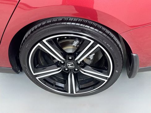 Used 2024 Honda Accord Sport image 27