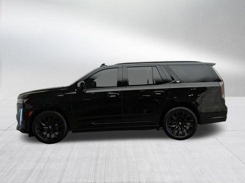 Certified 2024 Cadillac Escalade Sport w/ LPO, ONYX Package AWD/4WD image 5