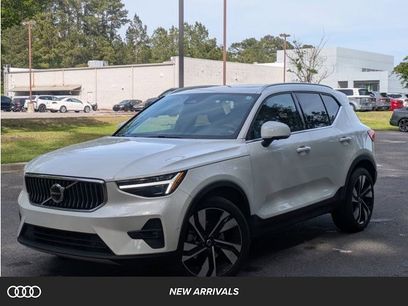 Used 2024 Volvo XC40 B5 Plus w/ Protection Package Premier