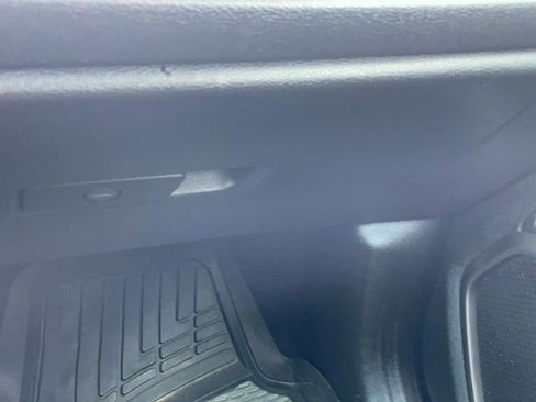 Used 2022 Jeep Renegade Latitude AWD/4WD image 22