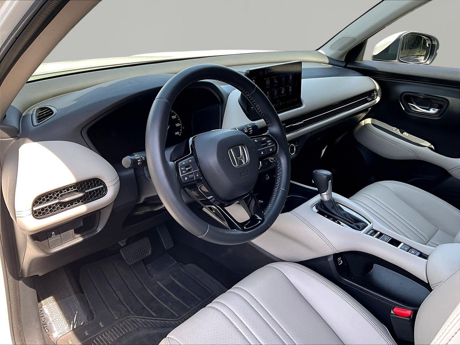 Used 2023 Honda HR-V EX-L image 17