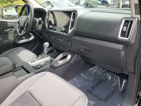 New 2026 Nissan Frontier SV image 27