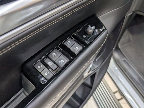 New 2026 Jeep Grand Wagoneer Limited image 6