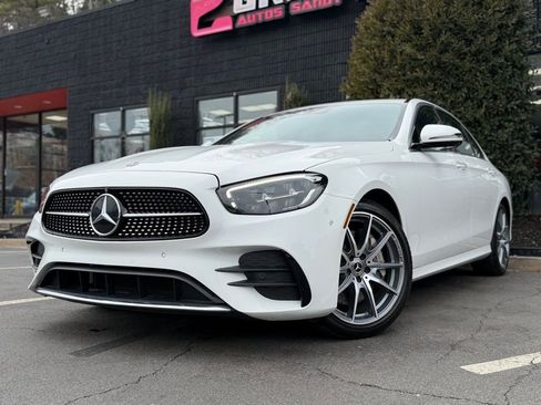 Used 2022 Mercedes-Benz E 350 Sedan image 2