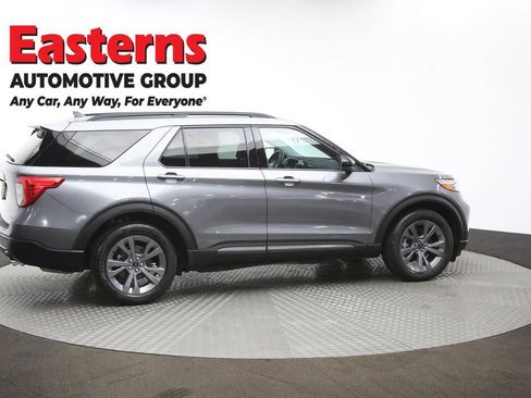 Used 2022 Ford Explorer XLT w/ Equipment Group 202A image 44