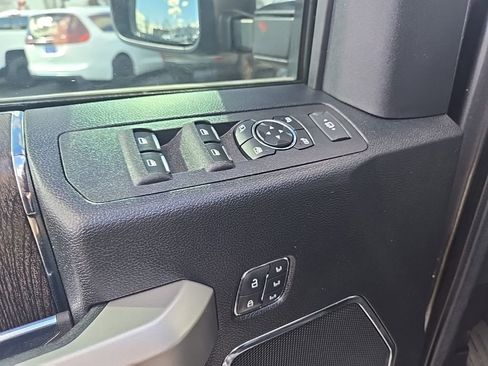 Used 2020 Ford F250 Lariat image 10