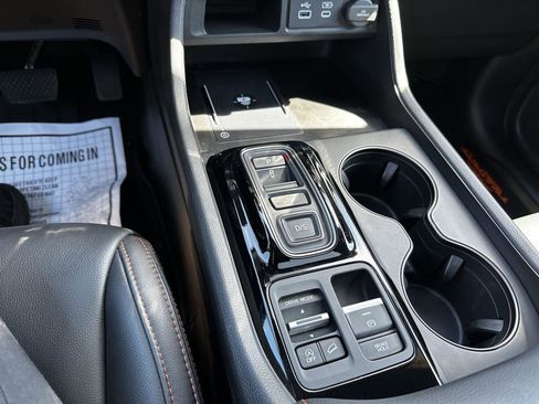 Certified 2024 Honda Pilot TrailSport image 17