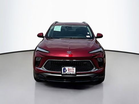 Used 2025 Buick Encore GX Sport Touring w/ Comfort Package image 2