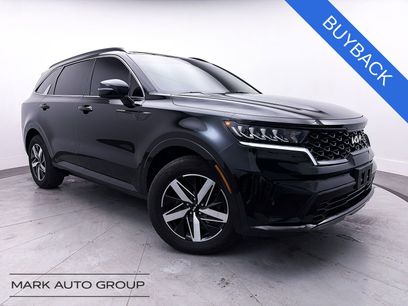 Used 2022 Kia Sorento S w/ Panoramic Sunroof Package