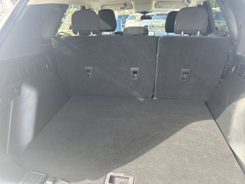 Used 2023 Ford Escape Active w/ Tech Pack #2 AWD/4WD image 6