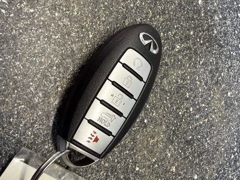 Used 2019 INFINITI QX50 Essential image 30