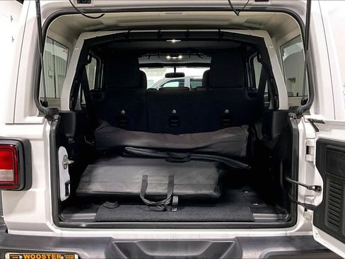 Used 2022 Jeep Wrangler Unlimited Sport image 7