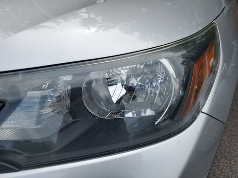 Used 2013 Honda CR-V LX image 5
