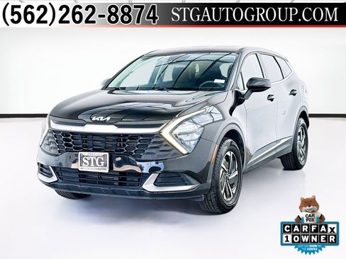 Used 2023 Kia Sportage LX AWD/4WD image 1