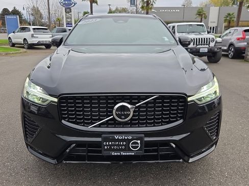 Certified 2023 Volvo XC60 B5 Plus w/ Protection Package Premier image 11