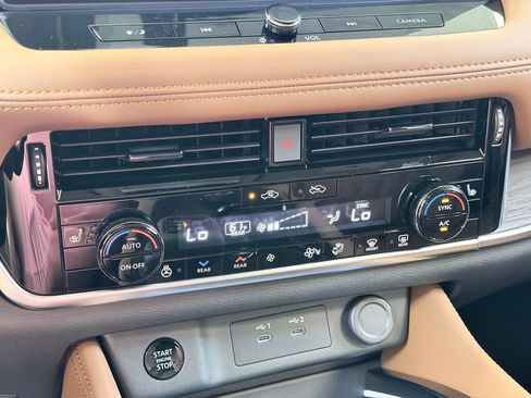 New 2026 Nissan Rogue Platinum w/ Platinum Premium Package AWD/4WD image 50