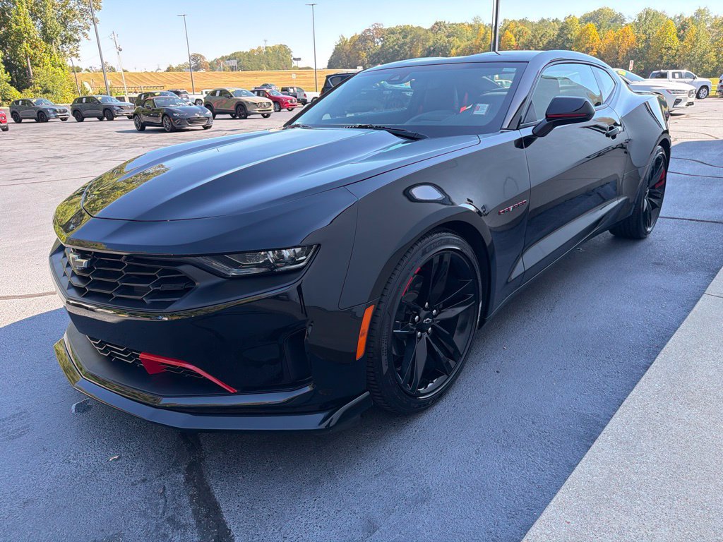 Used 2023 Chevrolet Camaro LT w/ Redline Edition RWD image 11