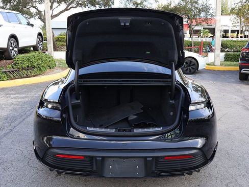 Used 2020 Porsche Taycan Turbo image 22