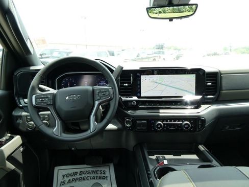 New 2026 Chevrolet Silverado 2500 ZR2 w/ LPO, Dark Essentials Package AWD/4WD image 16