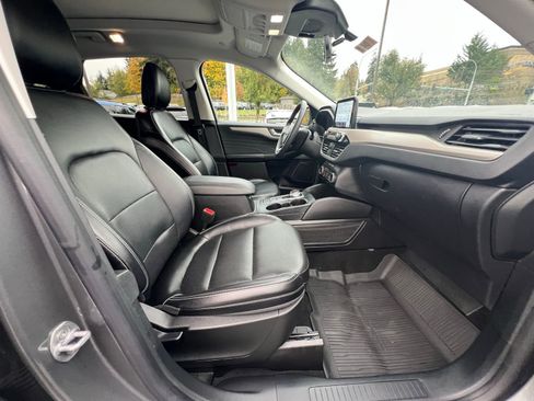 Used 2022 Ford Escape SEL w/ Technology Package image 15