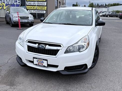 Used 2013 Subaru Legacy 2.5i AWD/4WD image 34