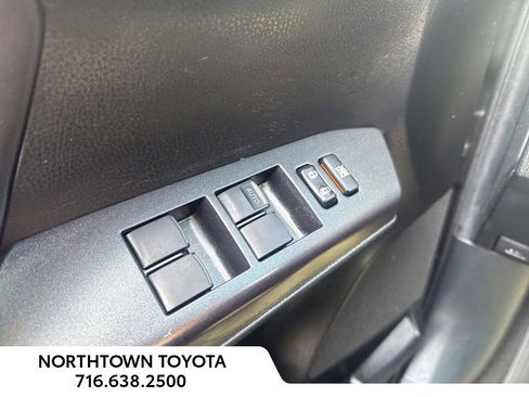 Used 2018 Toyota RAV4 XLE w/ Plus Extra Value Package AWD/4WD image 26