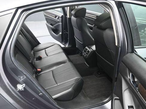 Certified 2021 Honda Accord EX-L image 31
