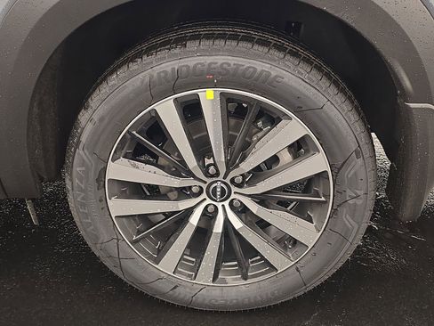 New 2025 Nissan Pathfinder Platinum w/ Cargo Package image 11