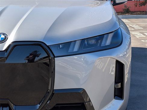 New 2026 BMW iX xDrive45 image 22