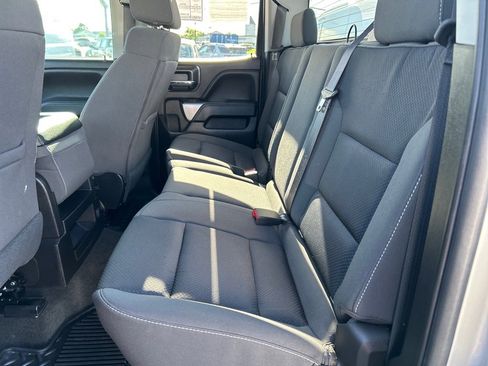 Used 2018 Chevrolet Silverado 1500 LT w/ All Star Edition image 10