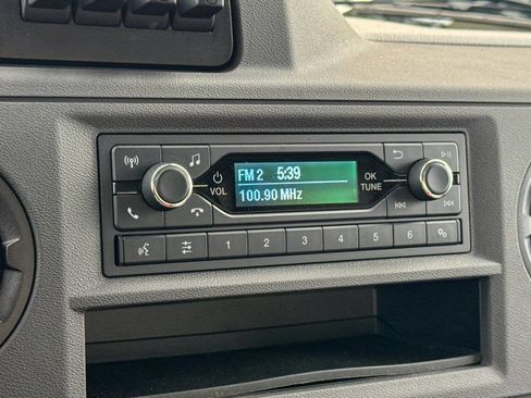 Used 2024 Ford E-350 and Econoline 350 Super Duty w/ Driver's Safety Package image 29