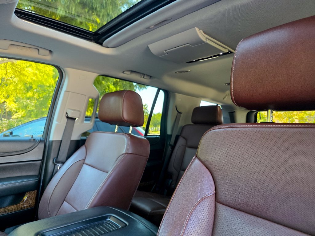 Used 2019 Chevrolet Tahoe Premier w/ Premier Plus Edition AWD/4WD image 13
