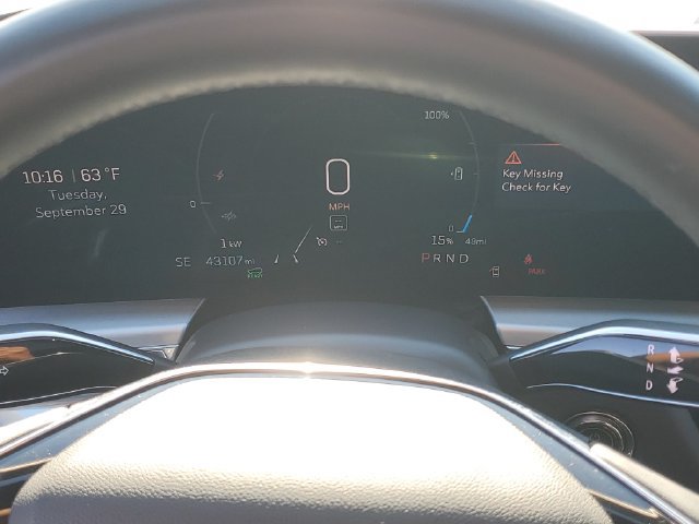 Certified 2024 Cadillac Lyriq Luxury AWD/4WD image 16