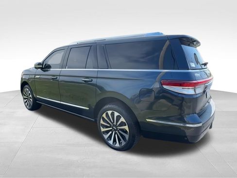 Used 2024 Lincoln Navigator L Reserve AWD/4WD image 6