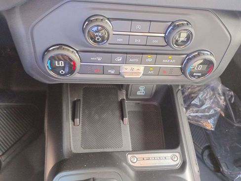 New 2025 Ford Bronco Big Bend image 23