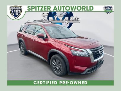 Used 2024 Nissan Pathfinder SV