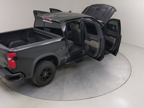 Used 2024 Chevrolet Silverado 1500 ZR2 w/ Technology Package image 50