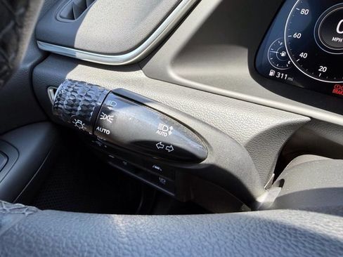Used 2023 Hyundai Sonata SEL w/ Convenience Package FWD image 34