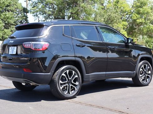 Used 2022 Jeep Compass Limited image 5