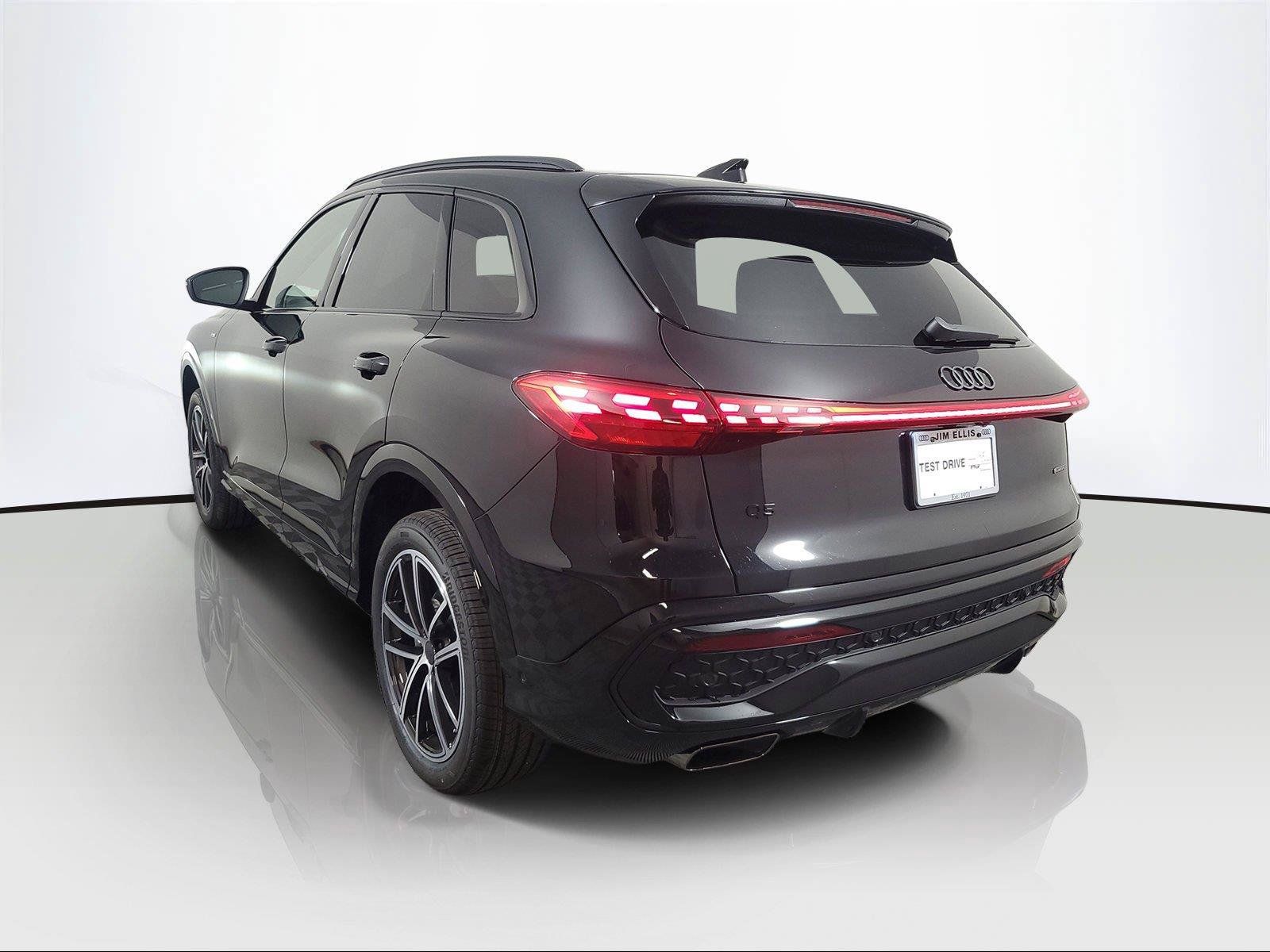 New 2026 Audi Q5 Premium Plus AWD/4WD image 4