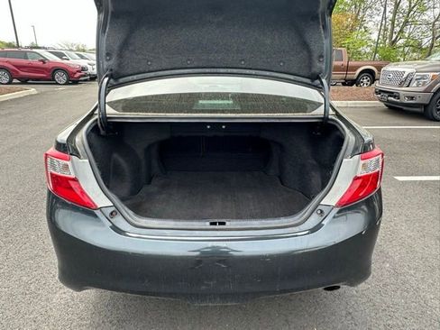 Used 2014 Toyota Camry SE image 14
