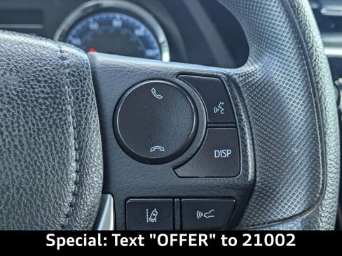 Used 2018 Toyota Corolla LE FWD image 25