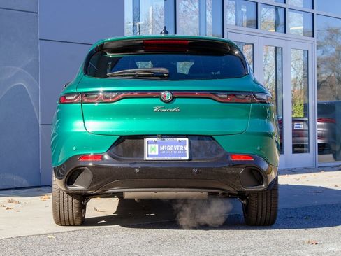 New 2025 Alfa Romeo Tonale image 9