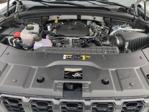 New 2026 Jeep Grand Cherokee Altitude image 19