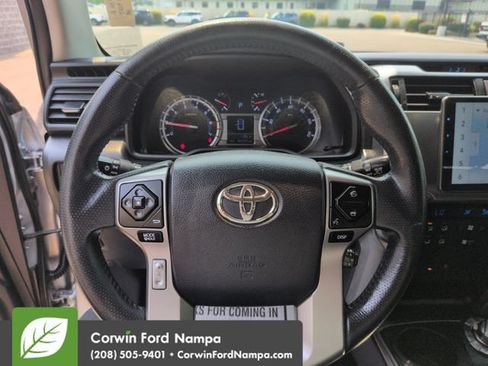 Used 2018 Toyota 4Runner Limited AWD/4WD image 14